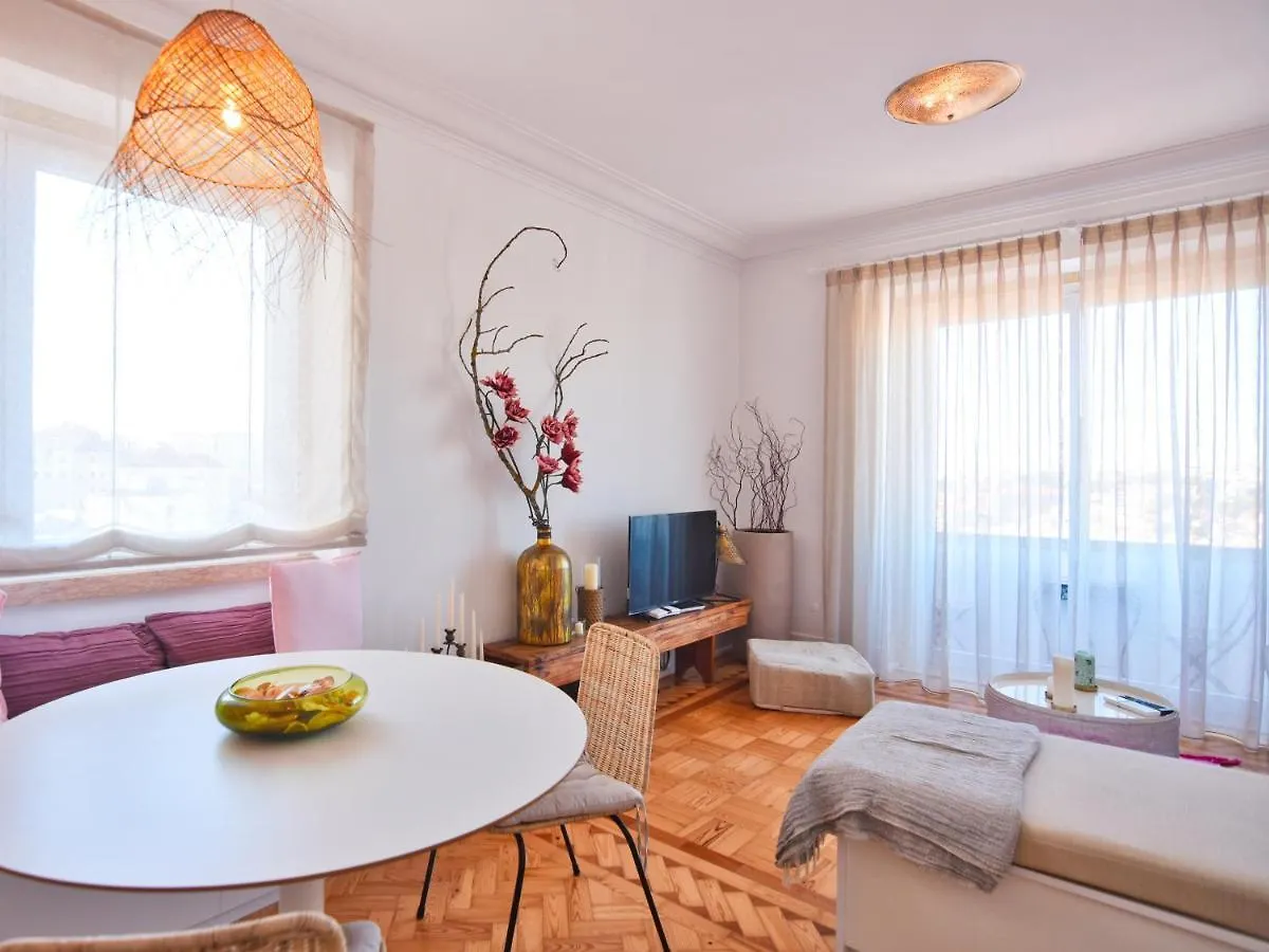 Apartment Best Private View Over Lisbon